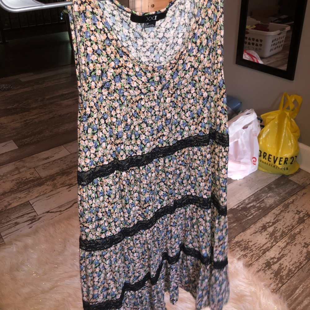 Flowered and lace sundress!